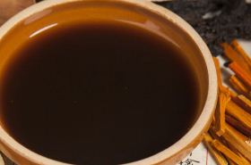 Huang Qin Jia Ban Xia Sheng Jiang Tang Traditional Chinese Medicine herbs