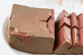 Goose Blood: Health Benefits and Uses