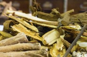 Yiyuan San: Benefits & Uses of This Traditional Remedy